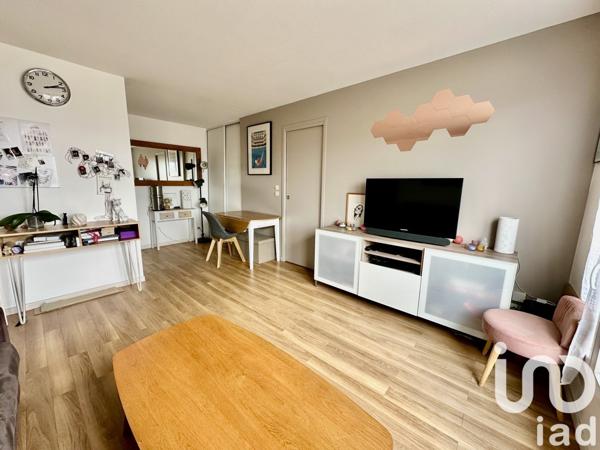 Appartement 2 pièces de 41 m² à Massy (91300)