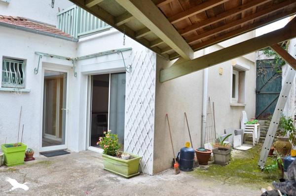 Maison à vendre |  Clairac |  7 pièces | 241 m²