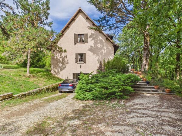 Belle maison familiale au calme à seulement 1 km de Javerlhac