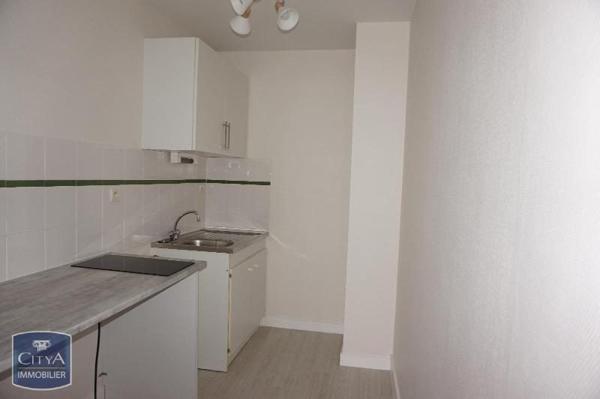 Appartement à louer 2 pièces 27.63m² Laval (53000)