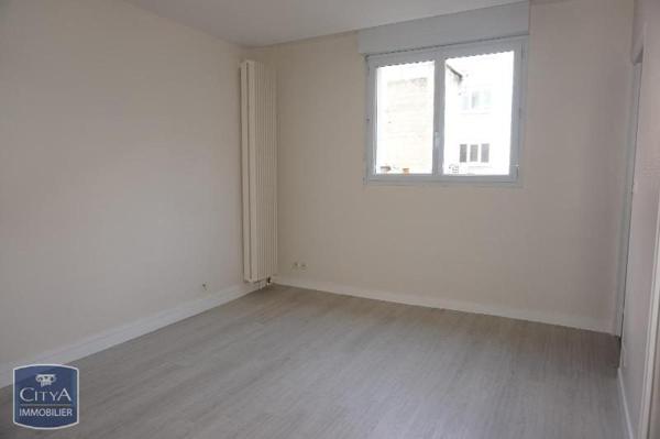 Appartement à louer 2 pièces 27.63m² Laval (53000)
