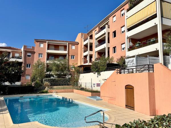 Magnifique T3 avec terrasse ,ascenseur et Piscine