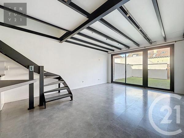 Appartement F2 à vendre  2 pièces - 62,84 m 2   TROYES  - 10