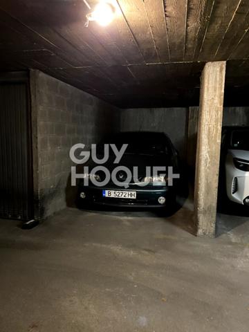 Parking - Rue du Faubourg Saint-Martin