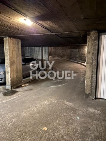Parking - Rue du Faubourg Saint-Martin