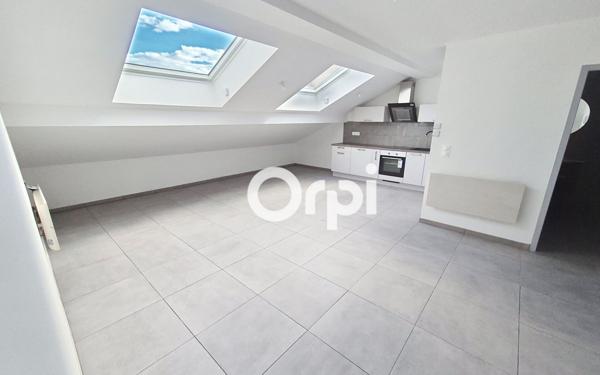 Appartement à louer    3 pièces • 52 m2 Pompey