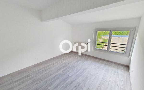 Appartement à louer    3 pièces • 52 m2 Pompey