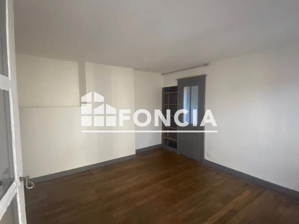 Location Appartement 3 pièces 46.54 m² - 8 RUE GAMBETTA Poitiers 86000