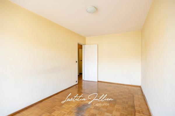 Appartement à vendre 4 pièces MARSEILLE 4EME ARRONDISSEMENT (13)