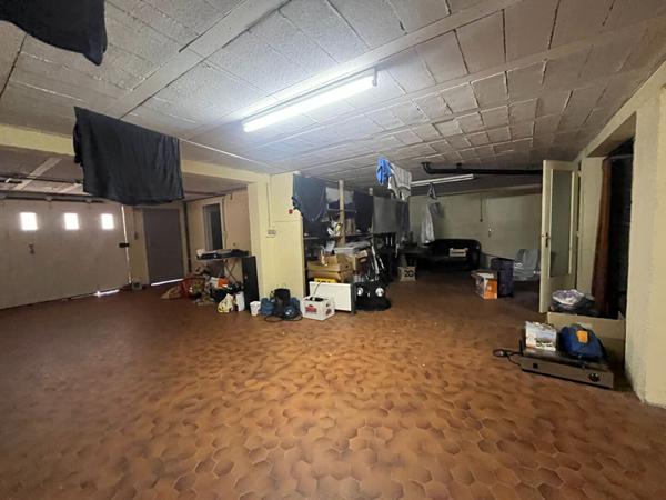 Maison surélevée avec sous-sol complet à Paray-le-Monial