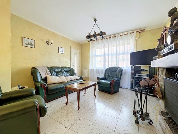 Maison semi individuelle à rafraichir
