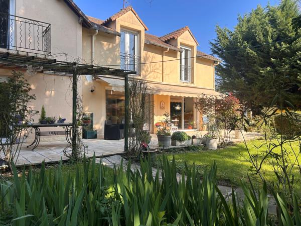 MAISON TYPE 6 - BUXEROLLES Buxerolles (86180)