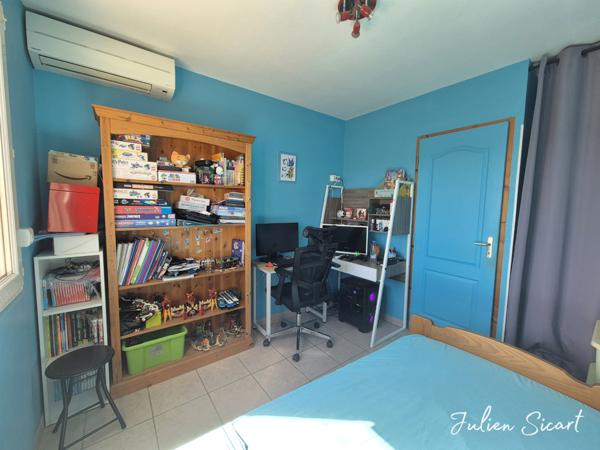 Villa 3 faces avec piscine