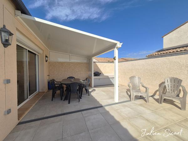 Villa 3 faces avec piscine