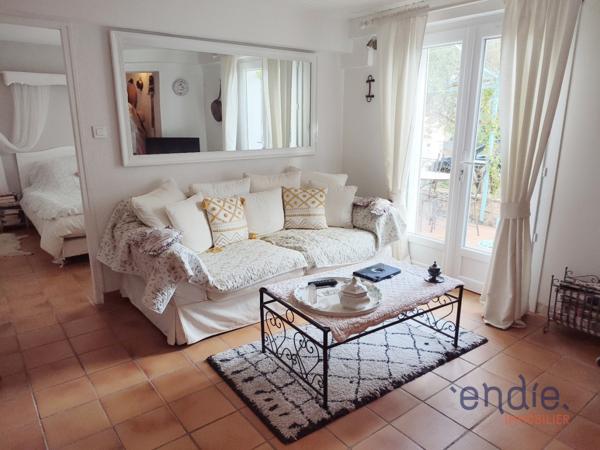 Lorgues, maison de 197m2, 5 chambres, piscine, au calme et proche du centre