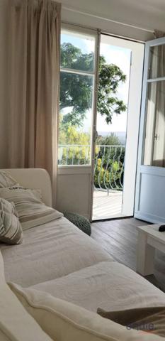 Lorgues, maison de 197m2, 5 chambres, piscine, au calme et proche du centre