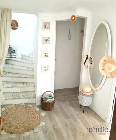 Lorgues, maison de 197m2, 5 chambres, piscine, au calme et proche du centre