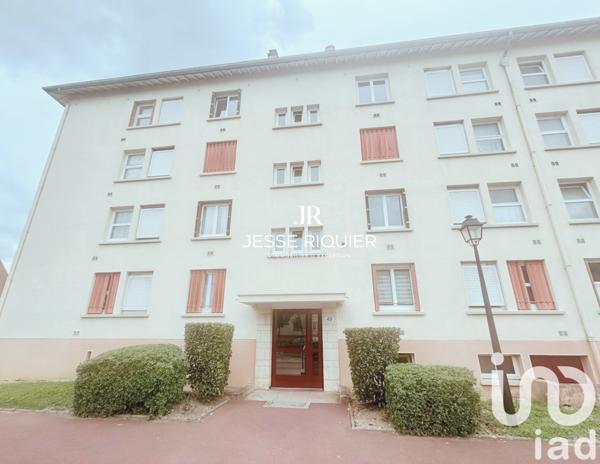 Apartment for sale 4 rooms 69 m² Le Mesnil-le-Roi