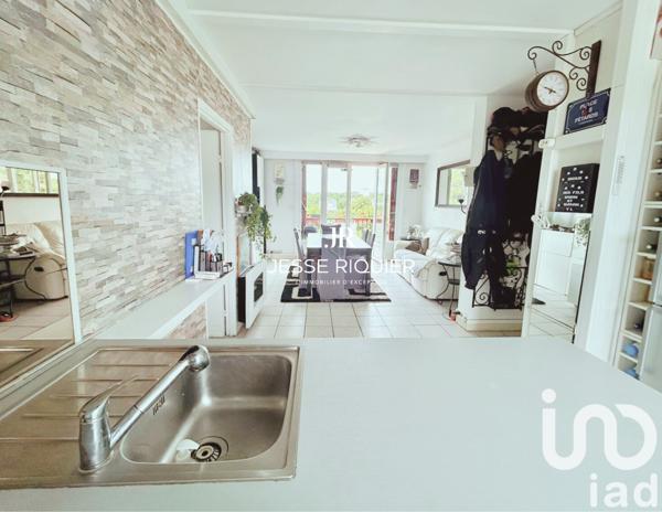 Apartment for sale 4 rooms 69 m² Le Mesnil-le-Roi