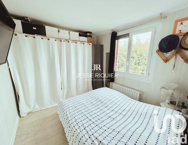 Apartment for sale 4 rooms 69 m² Le Mesnil-le-Roi