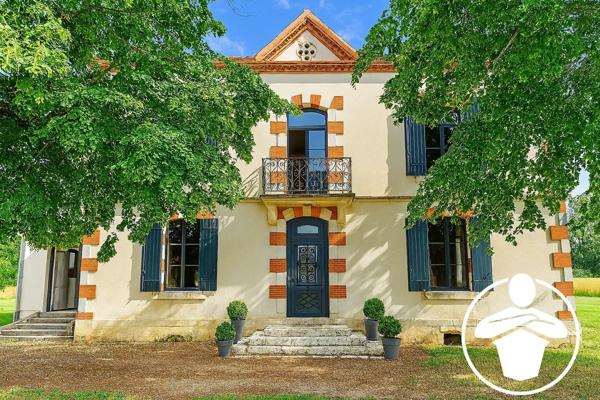 Vente Maison 9 pièces 262 m2 à Casseneuil