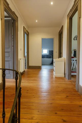 Vente Maison 9 pièces 262 m2 à Casseneuil