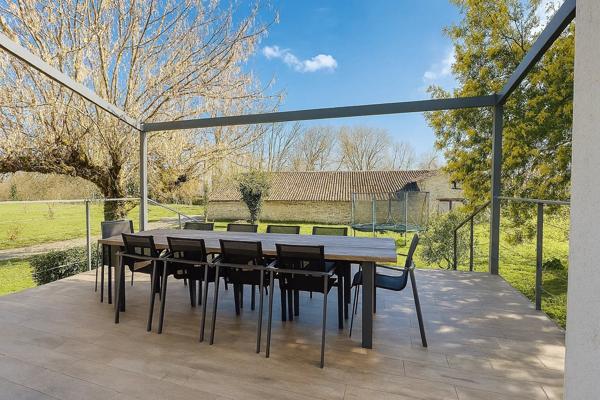 Vente Maison 9 pièces 262 m2 à Casseneuil