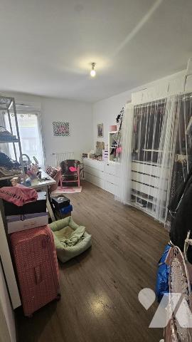 SEYNOD, appartement loué type 3 au calme avec terrasse de 12m2 avec vue dégagée et garage fermé