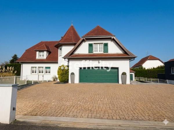 Maison 8 pièces - 209 m² Exclusivité efficity