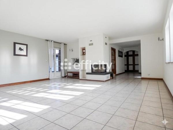 Maison 8 pièces - 209 m² Exclusivité efficity