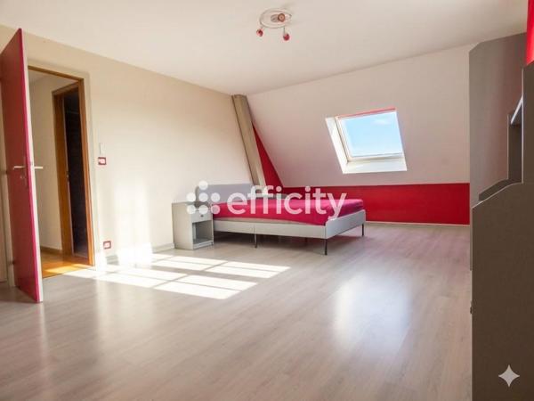 Maison 8 pièces - 209 m² Exclusivité efficity