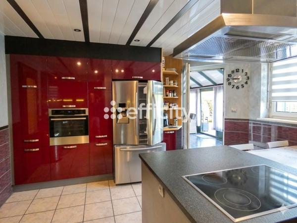 Maison 8 pièces - 209 m² Exclusivité efficity