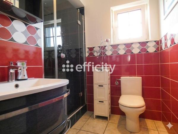 Maison 8 pièces - 209 m² Exclusivité efficity