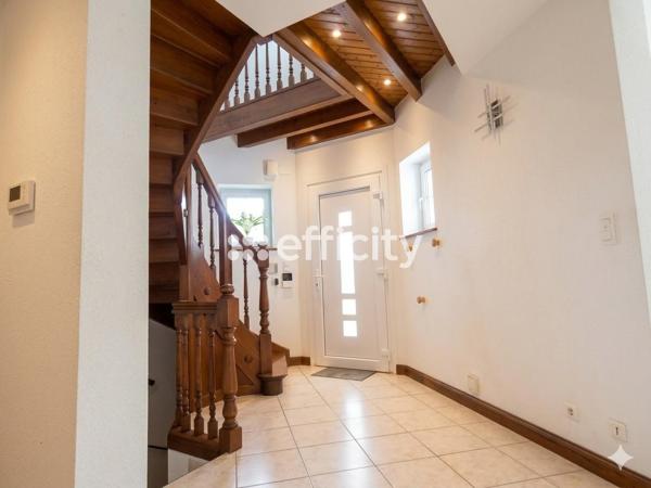 Maison 8 pièces - 209 m² Exclusivité efficity