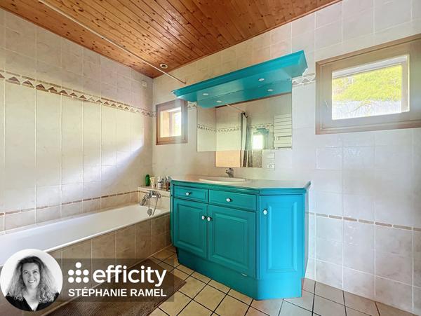 Maison 6 pièces - 143 m² Exclusivité efficity