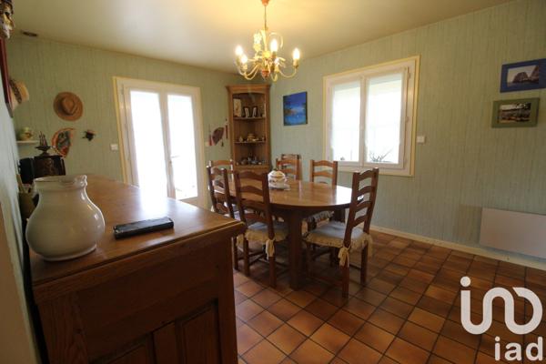 Maison traditionnelle 5 pièces de 110 m² à Thuré (86540)