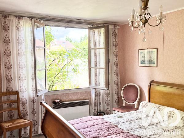 Maison à vendre 5 pièces 99,93 m² Saint-Germain-lès-Arpajon