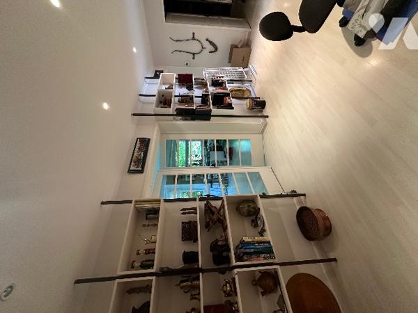 Bel appartement dans immeuble art déco à VICHY