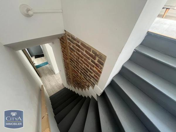 Appartement à louer 2 pièces 25.11m² Valenciennes (59300)