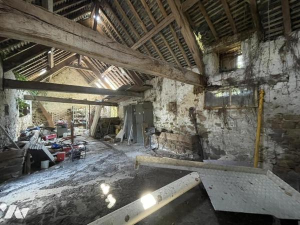 BÂTIMENTS A RENOVER