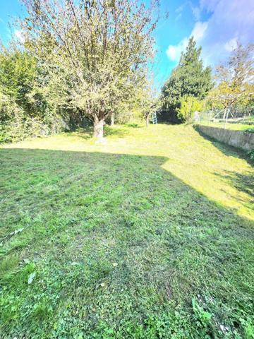 MAISON T5 SUR 307m2 TERRAIN