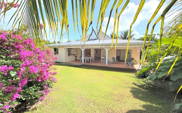 Maison à vendre    5 pièces • 139 m2 Saint-François