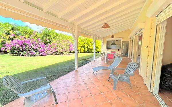 Maison à vendre    5 pièces • 139 m2 Saint-François