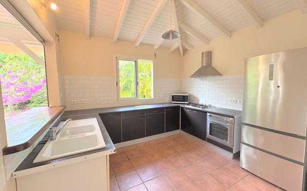 Maison à vendre    5 pièces • 139 m2 Saint-François