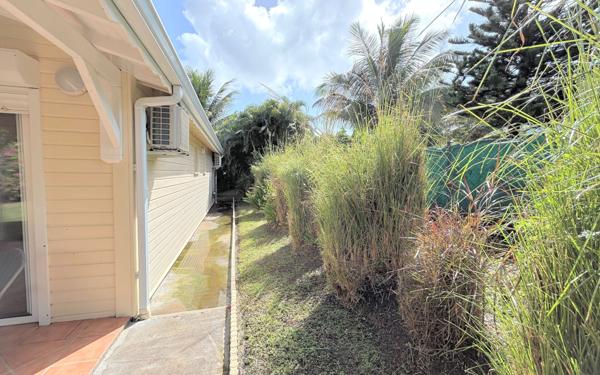 Maison à vendre    5 pièces • 139 m2 Saint-François