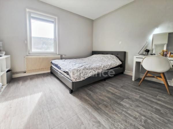 SAINT-USAGE, Maison familiale de 161 m² avec 4 chambres, à deux pas de la Saône