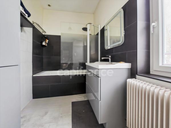 SAINT-USAGE, Maison familiale de 161 m² avec 4 chambres, à deux pas de la Saône