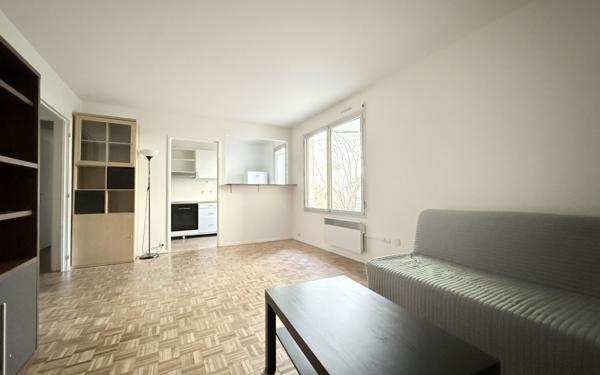 Appartement à vendre    2 pièces • 47,53 m2 Vanves
