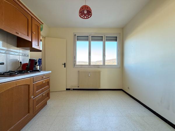 Appartement - 5 pièces - 93 m²