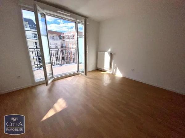 Appartement à louer 3 pièces 60.23m² Le Blanc-Mesnil (93150)